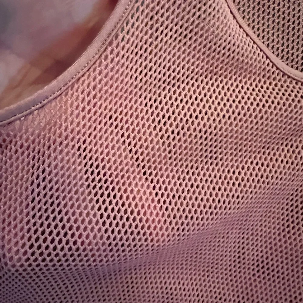 Alo yoga Lucid Tank in Blush Pink